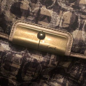 Coach Bags - ๐Coach Shoulder Bag Perfect for Fall๐ Coach Bags - ๐Coach Shoulder Bag Perfect for Fall๐